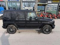Second-hand Mercedes G400 330 CP (242 kW) 2022 Negru SUV