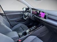 Gebraucht VW Golf VIII Style 150 PS (110 kW) 2023 Atlantik blue metallic (metallic) Kombi