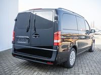 Gebraucht Mercedes Vito 190 PS (139 kW) 2022 Schwarz / obsidianschwarz Van