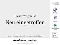 Second-hand VW Multivan 150 CP (110 kW) 2023 Argintiu Monovolum