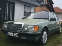 Gebraucht Mercedes 190 Sportline 109 PS (80 kW) 1990 Grün Limousine