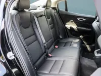Gebraucht Volvo S60 Plus 197 PS (144 kW) 2023 Schwarz Limousine
