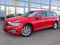 Gebraucht VW Passat Business 122 PS (89 kW) 2023 Rot Kombi
