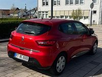 Brugt Renault Clio IV Initiale Paris 73 HK (53 kW) 2014 Rød Sedan