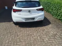 Gebraucht Opel Astra Edition 125 PS (91 kW) 2017 Weiß Limousine