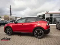 Neu Alfa Romeo Junior Edizione Speciale 145 PS (106 kW) 2026 Rot SUV