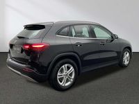 Gebraucht Mercedes GLA200 163 PS (119 kW) 2024 Schwarz SUV