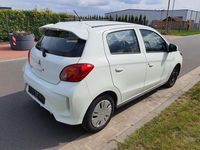 Gebraucht Mitsubishi Space Star Basis 71 PS (52 kW) 2021 Weiß Kleinwagen