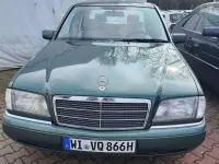 Gebraucht Mercedes C180 Elegance 122 PS (89 kW) 1993 Grün Limousine