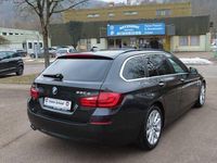 Gebraucht BMW 530 Performance 258 PS (189 kW) 2013 Schwarz Kombi