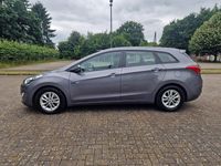 Gebraucht Hyundai i30 Trend 128 PS (94 kW) 2014 Grau Kombi