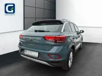 Gebraucht VW T-Roc Life 150 PS (110 kW) 2023 Blau SUV