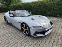 Neu Ferrari 12 Cilindri 831 PS (611 kW) 2025 Bianco artico Cabrio