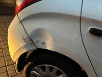 Gebraucht Hyundai i20 78 PS (57 kW) 2012 Weiß Kleinwagen