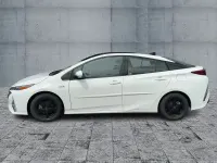 Gebraucht Toyota Prius Plus 122 PS (89 kW) 2021 Schneeweiss Kleinwagen