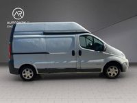 Gebraucht Renault Trafic 114 PS (83 kW) 2011 Weiß Van / Kleinbus