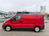 Gebraucht Opel Vivaro 90 PS (66 kW) 2010 Rot Van / Kleinbus