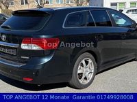 Gebraucht Toyota Avensis 150 PS (110 kW) 2012 Blau Limousine