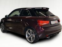 Gebraucht Audi A1 Ambition 90 PS (66 kW) 2013 Rot metallic Kleinwagen