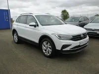 Gebraucht VW Tiguan Life 200 PS (147 kW) 2023 Weiß SUV