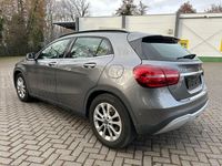 Gebraucht Mercedes GLA200 156 PS (114 kW) 2017 Grau SUV