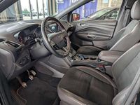 Gebraucht Ford Kuga ST-Line 150 PS (110 kW) 2017 Schwarz SUV