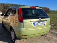 Gebraucht Ford Fiesta 101 PS (74 kW) 2005 Gelb Kleinwagen