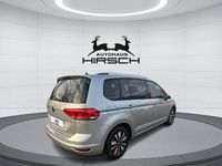 Gebraucht VW Touran 150 PS (110 kW) 2024 Silber Van / Kleinbus