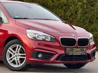 Gebraucht BMW 218 Basis 150 PS (110 kW) 2015 Rot Kombi