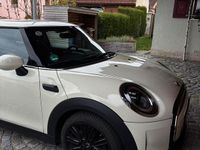 Second-hand Mini ONE 102 CP (75 kW) 2022 Negru Hatchback