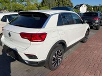 Gebraucht VW T-Roc Active 150 PS (110 kW) 2021 Weiss SUV