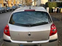 Gebraucht Renault Clio II 75 PS (55 kW) 2006 Braun Kleinwagen