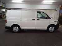 Gebraucht VW Transporter 110 PS (80 kW) 2021 Candyweiß Van