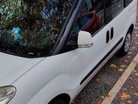 Gebraucht Opel Combo Edition 95 PS (69 kW) 2013 Weiß Van / Kleinbus