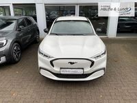 Gebraucht Ford Mustang Mach-E Premium 258 kW (351 PS) 2022 Starweiß metallic SUV