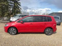 Gebraucht VW Touran Active 150 PS (110 kW) 2021 Rot Van / Kleinbus