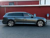 Gebraucht VW Passat 239 PS (175 kW) 2015 Grau Kombi