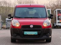 Gebraucht Fiat Doblò Basis 75 PS (55 kW) 2014 Rot Van / Kleinbus