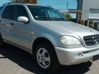 Gebraucht Mercedes ML270 Edition 163 PS (119 kW) 2003 Silber SUV