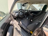 Usata Mini Cooper D 111 CV (81 kW) 2011 Marrone Utilitaria