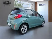 Gebraucht Hyundai i10 67 PS (49 kW) 2023 Grün Kleinwagen