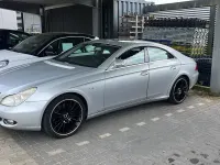 Gebraucht Mercedes CLS500 306 PS (225 kW) 2007 Silber Limousine