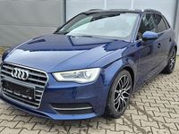 Gebraucht Audi A3 Ambiente 122 PS (89 kW) 2014 Blau Limousine