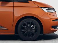 Neu VW Multivan Edition 150 PS (110 kW) 2026 Orange Van