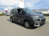 Gebraucht Citroën Berlingo Feel 131 PS (96 kW) 2023 Lackierung platiniumgrau Van / Kleinbus