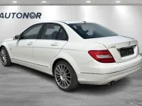 Gebraucht Mercedes C200 136 PS (100 kW) 2011 Weiß Limousine