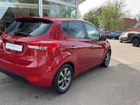 Gebraucht Hyundai ix20 Space 125 PS (91 kW) 2019 Rot Kleinwagen