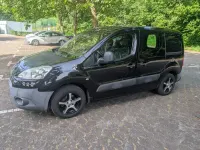 Gebraucht Peugeot Partner 90 PS (66 kW) 2010 Schwarz
