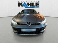 Neu VW Passat R-line 150 PS (110 kW) 2026 Diabasgrau metallic Kombi