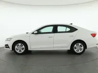 Gebraucht Skoda Octavia 150 PS (110 kW) 2023 Candyweiss Limousine
